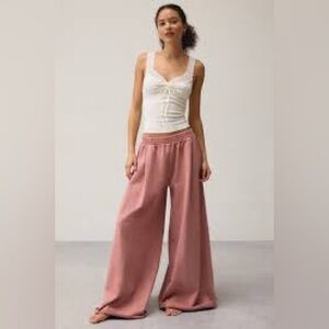 Relax Wide-Leg High-Waist Pants in Rose
